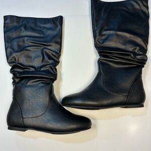 Journee Collection Jayne Black Mid-Calf Boots Size 8.5 NIB